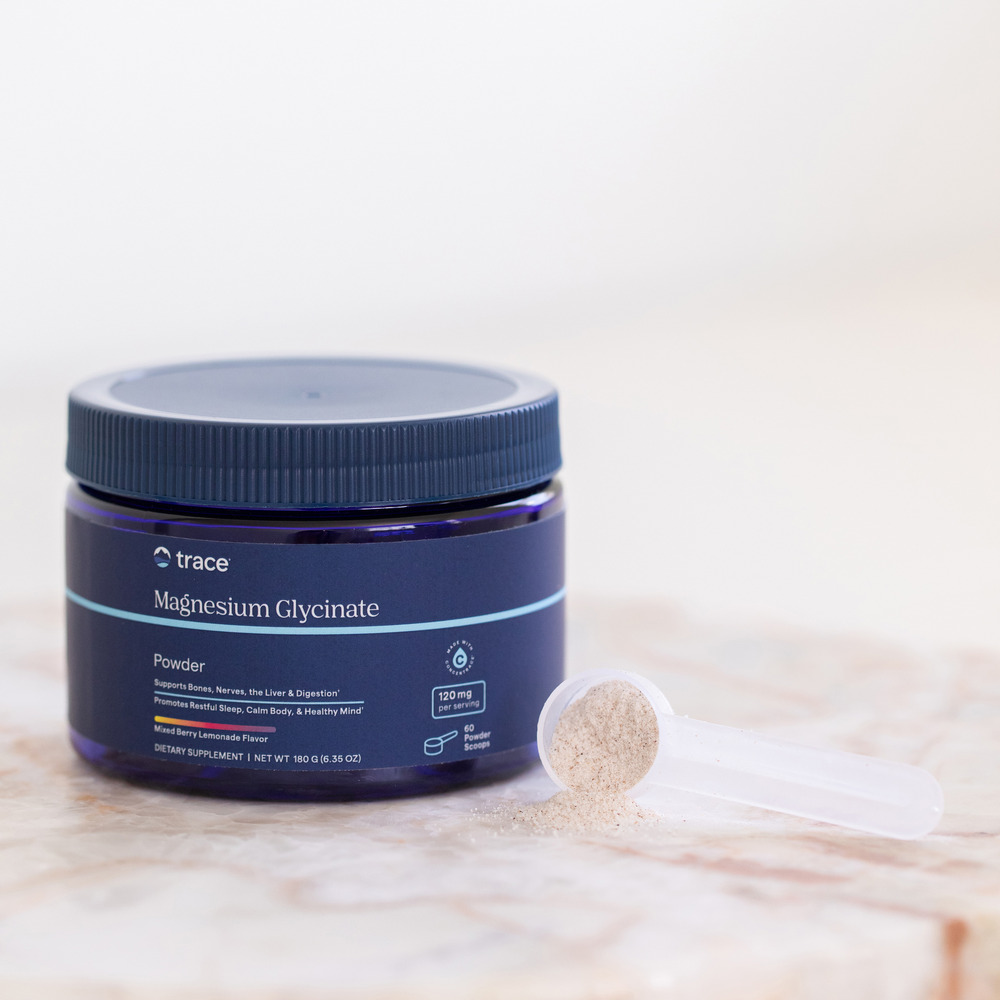 Mixed-Berry-Magnesium-Glycinate-Powder-Lifestyle